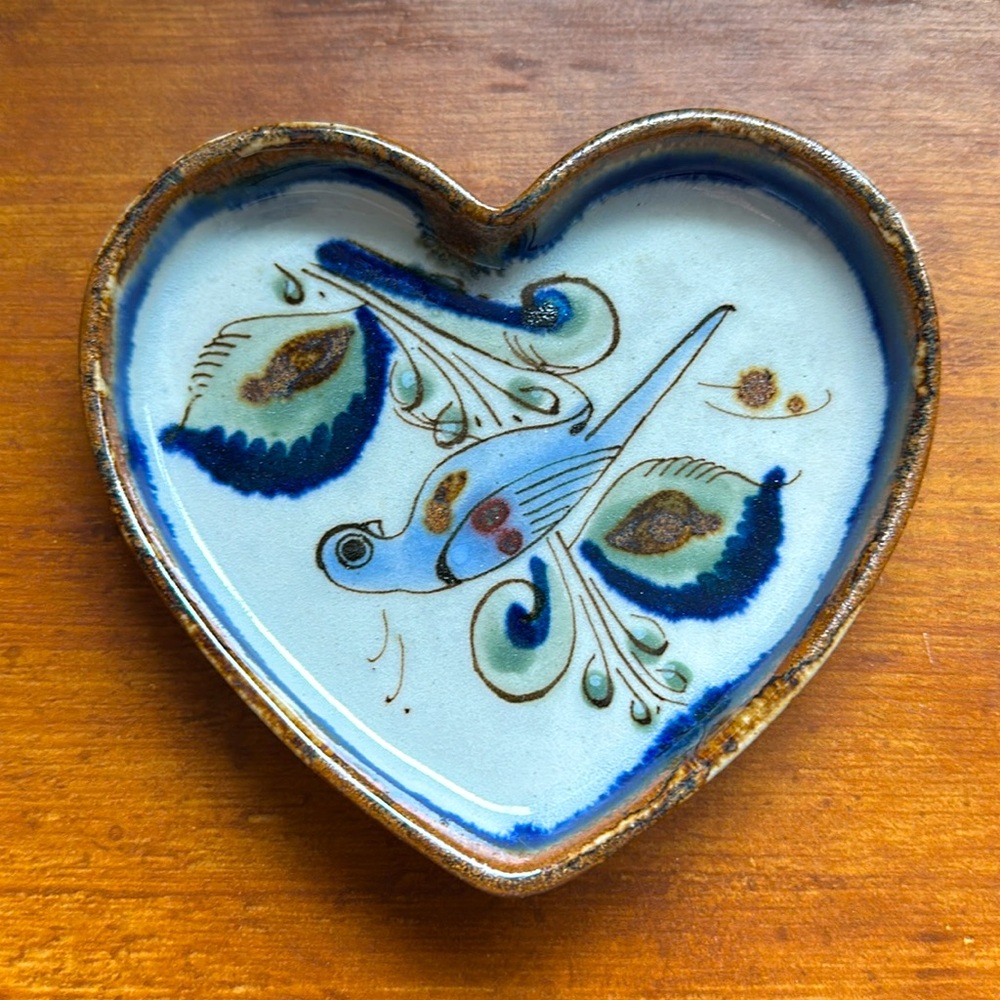 Ken Edwards Pottery Mexico Small Heart-Shaped Dish Stoneware Bird Tray 5”